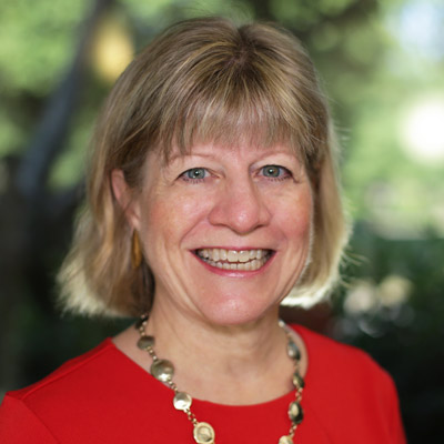 Gail Gunnells Headshot